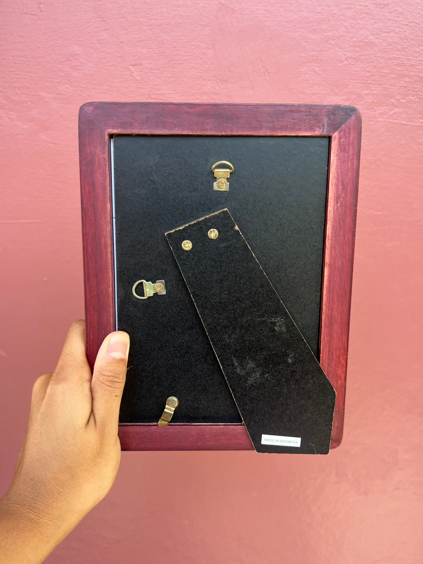 Red Wood Round Corners/Maroon Mini Polaroid Frame