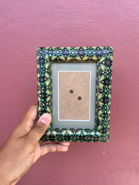 Front of Frame without Mini Polaroid